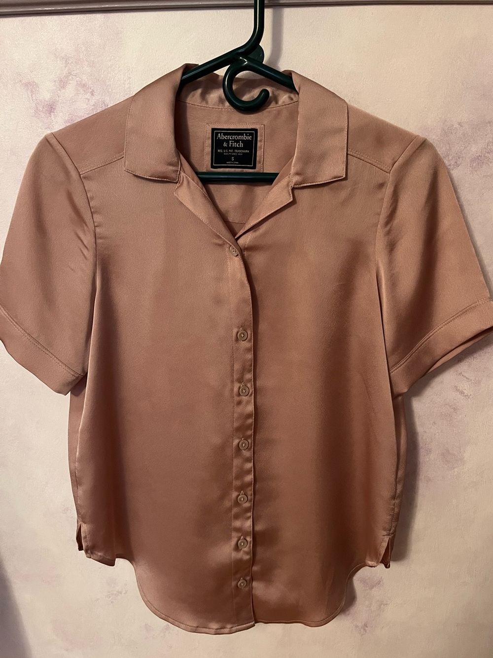 Abercrombie & Fitch Satin Blouse Size S